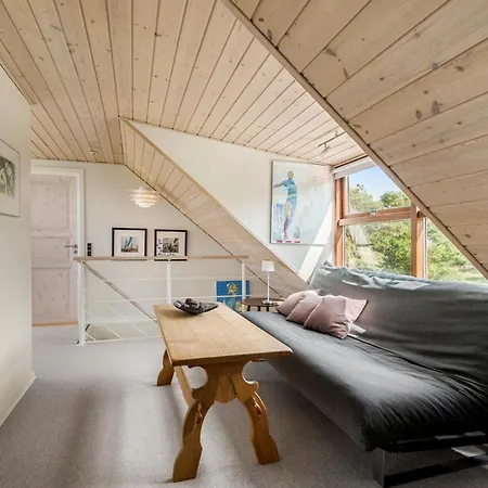 Gorgeous In With Kitchen Holiday home *